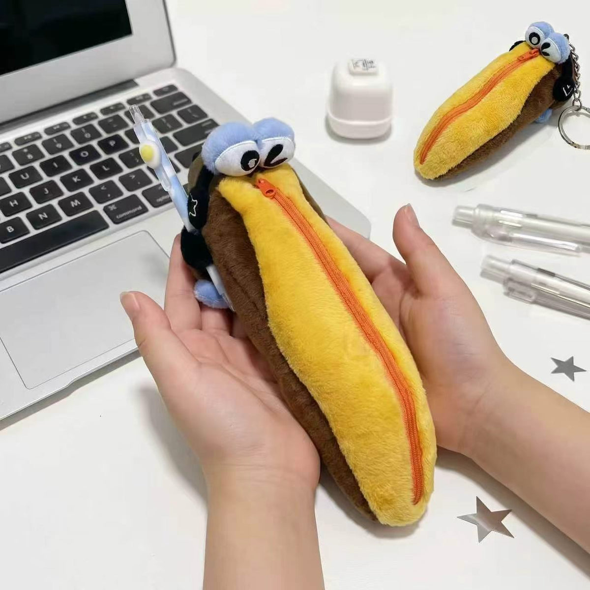 Plüsch Hot-Dog-förmiges Federmäppchen