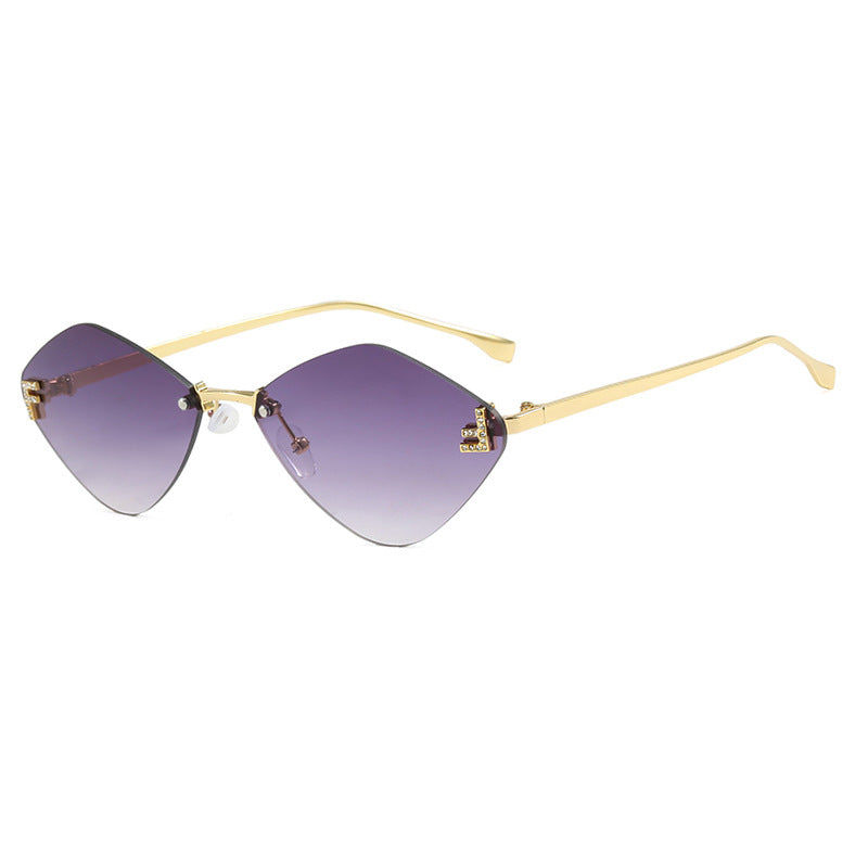 Damen geometrische Sonnenbrille im extravaganten Design mit gradienten Gläsern Brehn