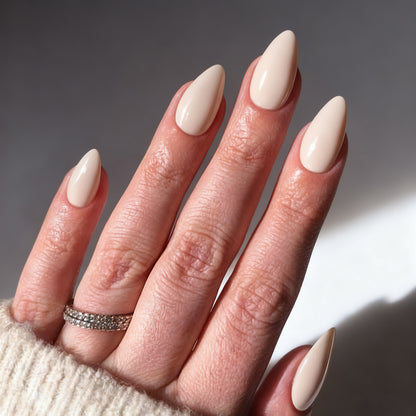 Elegante Stiletto Press-On Nagelverlängerungen Brehn