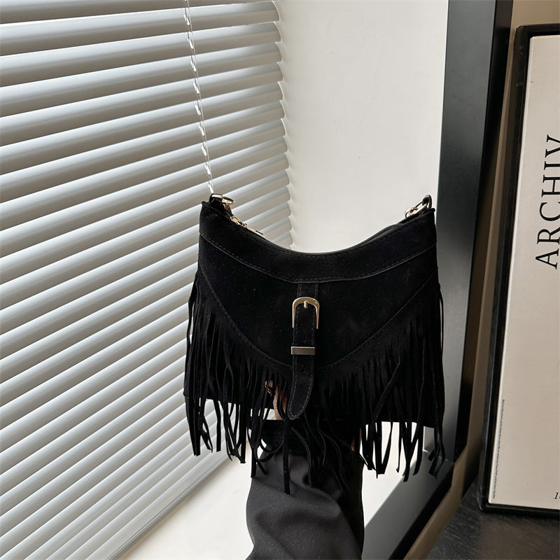 Fransierte Wildleder-Handtasche
