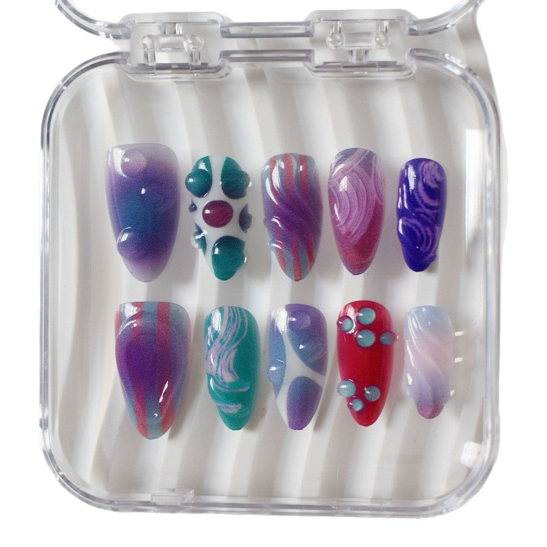Künstlerisches 3D-Nageldesign Brehn