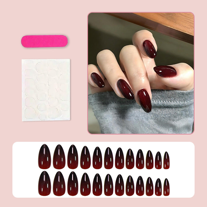 Elegante Kunstnägel mit Glanz Brehn