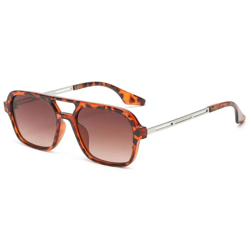 Damen Designer-Sonnenbrille mit elegantem transparentem Rahmen und gelben Gläsern Brehn