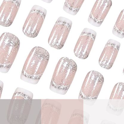 Glitzernde French Tip Acryl-Nagelerweiterungen Brehn