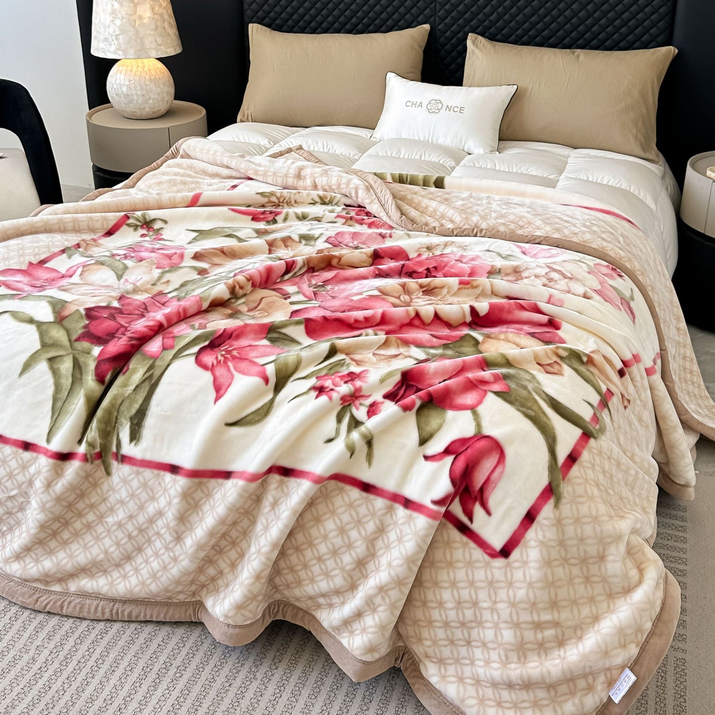 Blumengemusterte Fleece-Wurfdecke Brehn