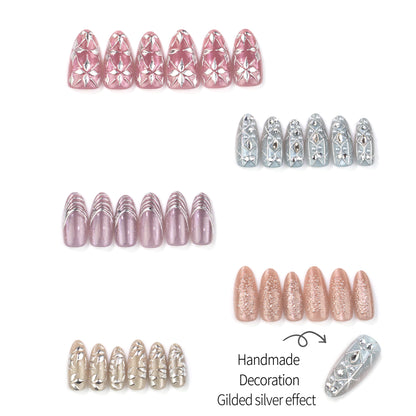 Künstlerisches verziertes Press-On-Nagelset