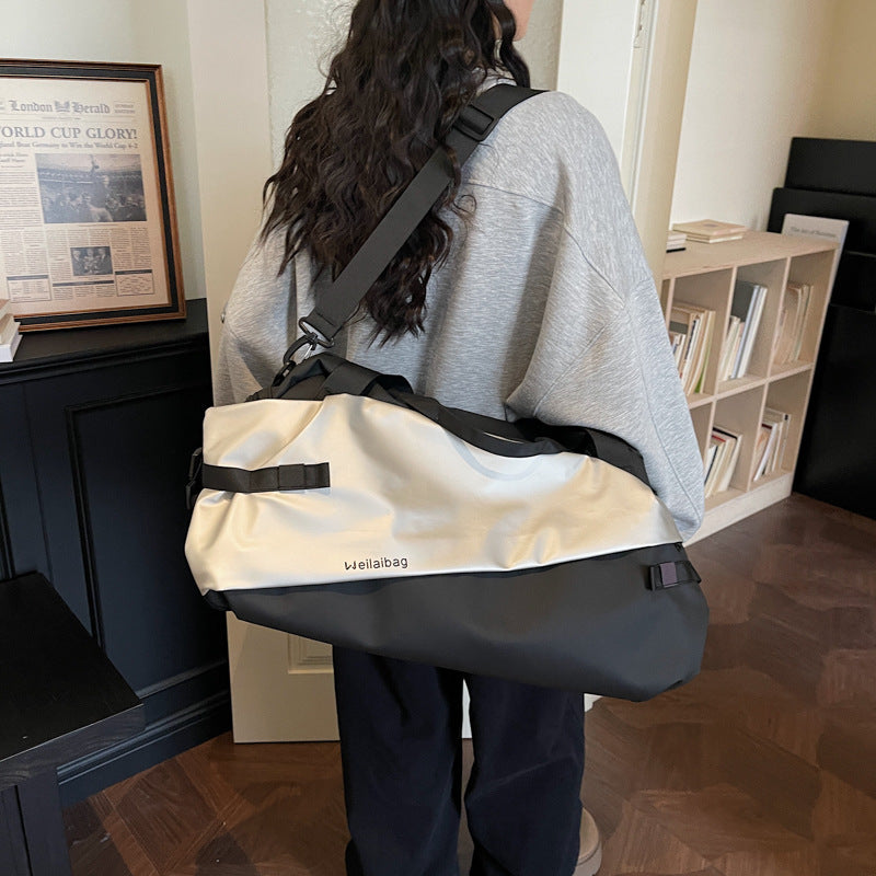 Damen Sportliche Reisetasche mit robustem Material und flexibler Trageoption Brehn