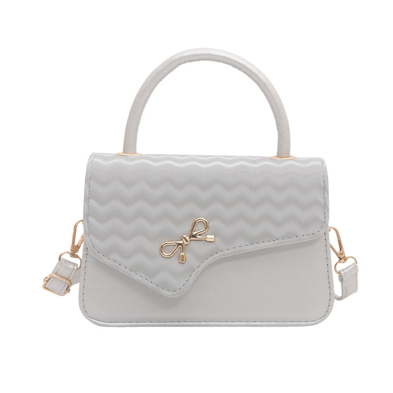 WoChic Texturierte Handtasche Brehn