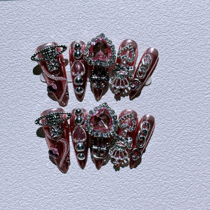 Glamouröse Nagelkunst Verlängerungen