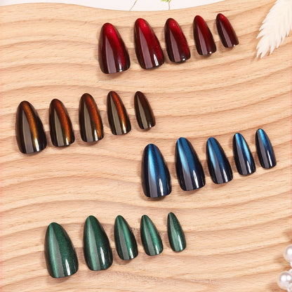 Elegantes Kunstnagelset mit Hochglanz und spitzen Design Brehn