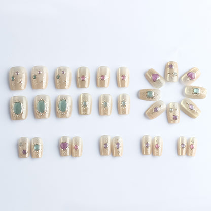 Dekorative Press-On Nagelkunst Kollektion Brehn