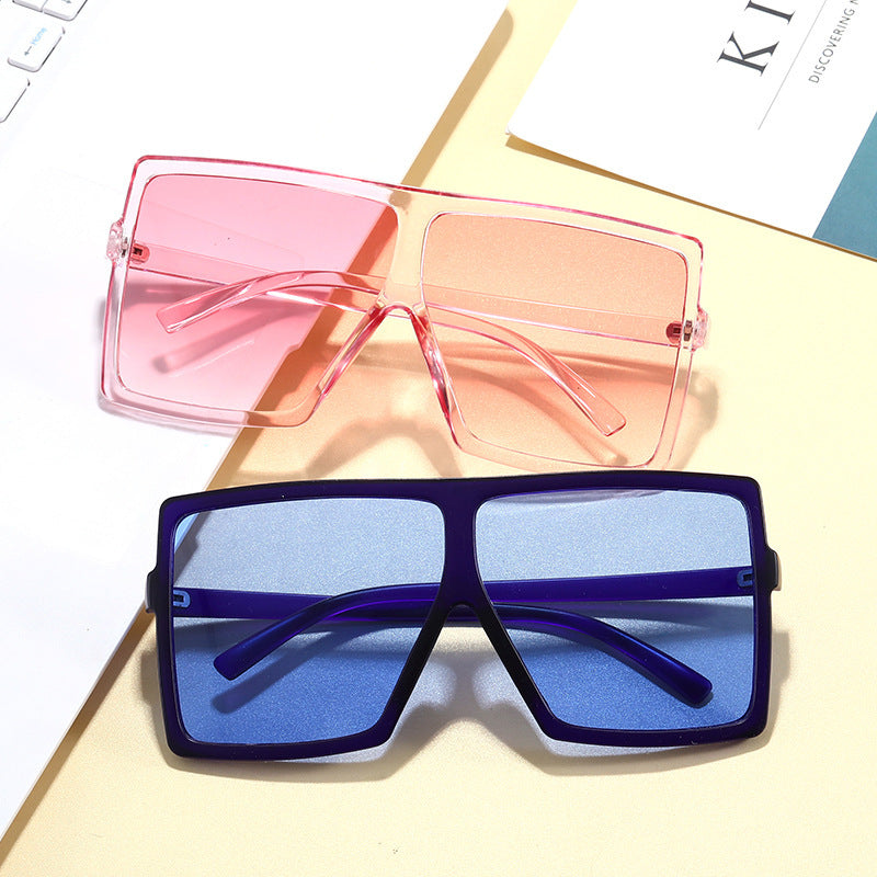 Damen Oversized Sonnenbrille im modischen geometrischen Design Brehn