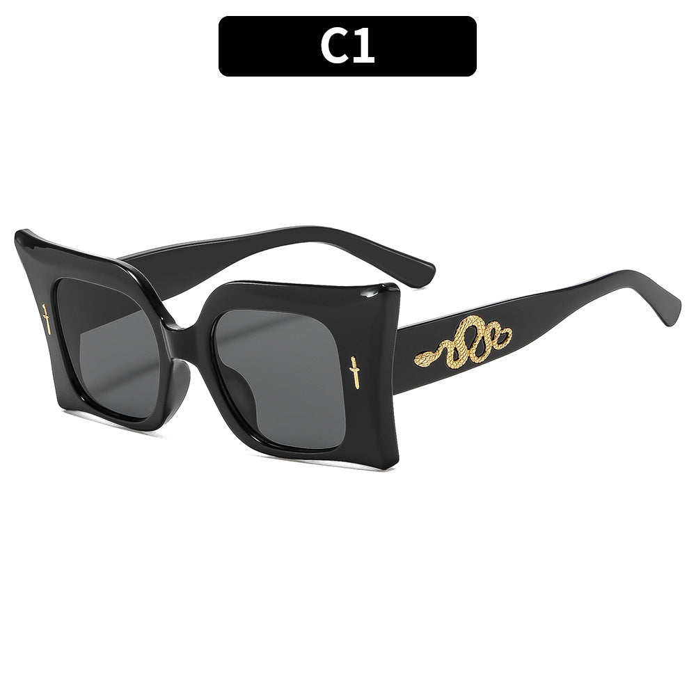 Übergroße quadratische Sonnenbrille mit einzigartigem goldenen Schlangendetail