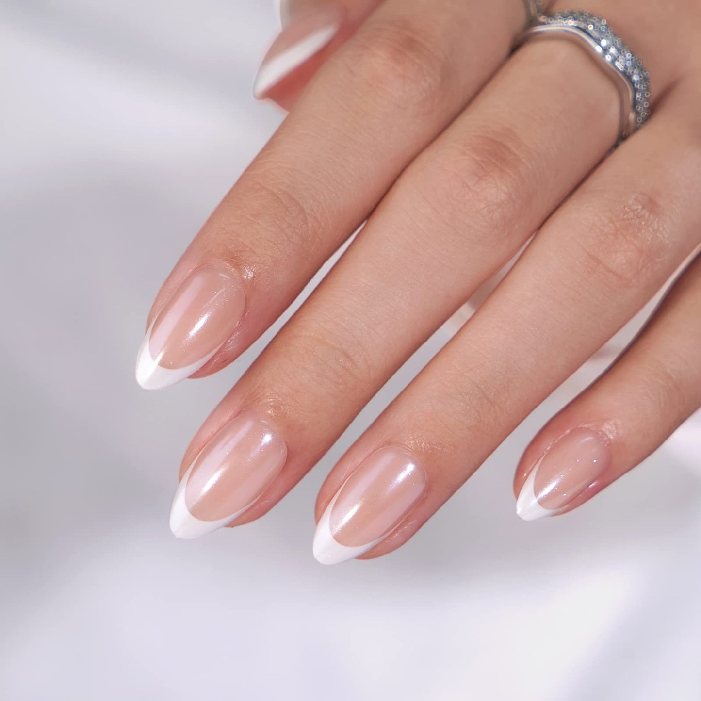 Elegante französische Tipp-Nagelerweiterungen Brehn