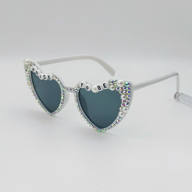 Damen Herzförmige Sonnenbrille mit außergewöhnlichem Dekor Brehn