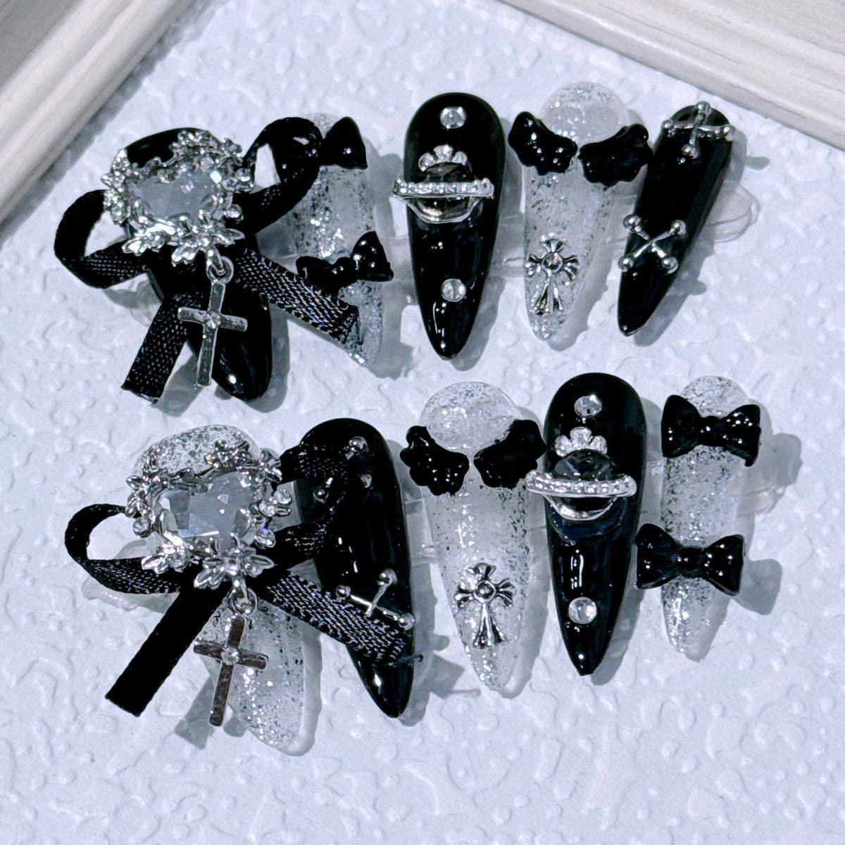 Ornate Gothic-Themen Press-On Nagelkunst Set