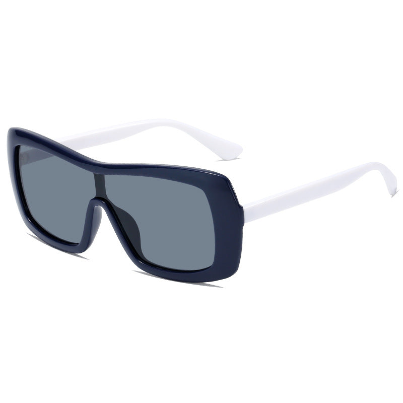 Damen stilvolle Oversize-Sonnenbrille im futuristischen Design Brehn