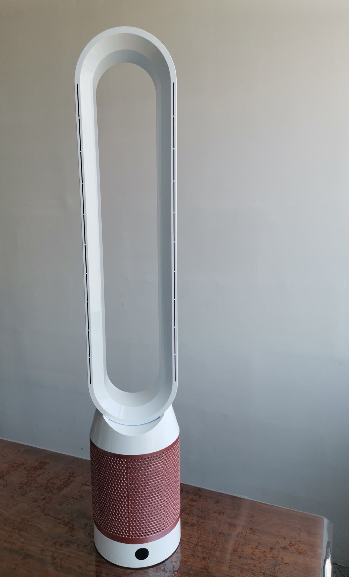 Kühlender bladeless Turmventilator mit HEPA-Luftreiniger und Fernbedienung Brehn