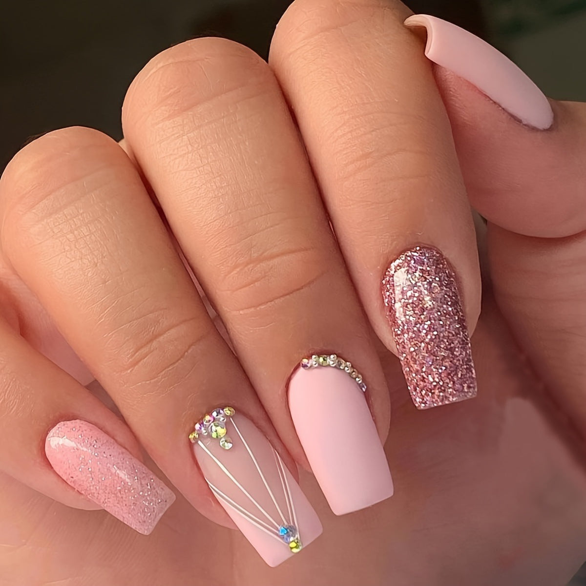 Elegante Lange Acryl Nagelverlängerungen Brehn