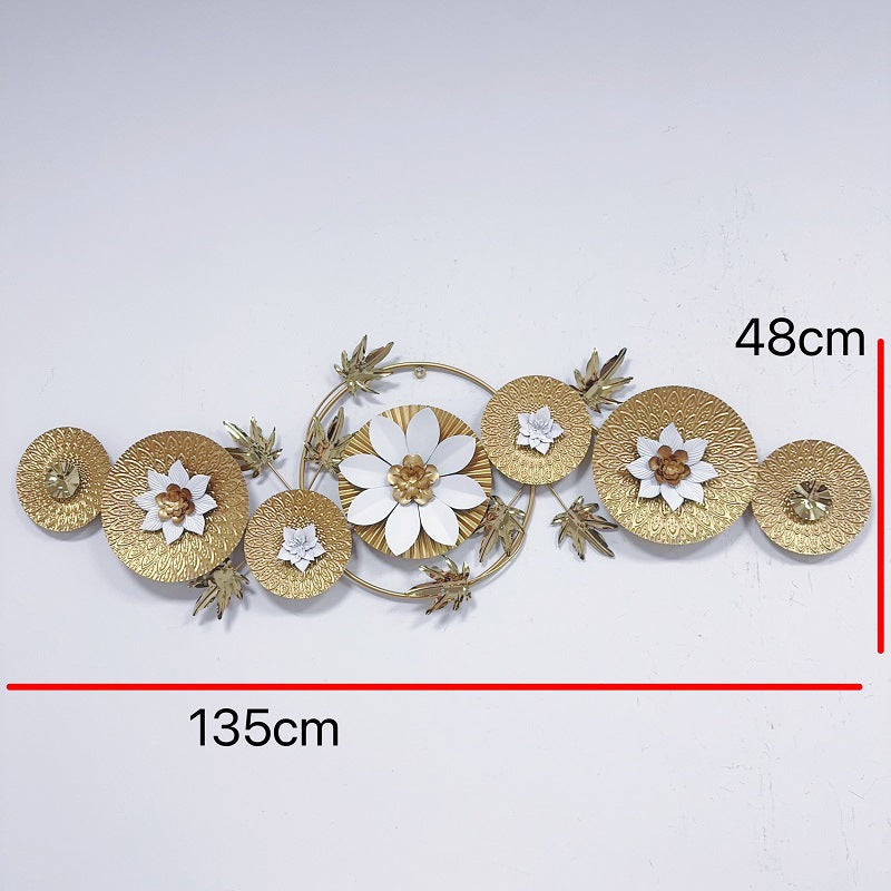Elegante florale Metall Wand Skulptur Brehn