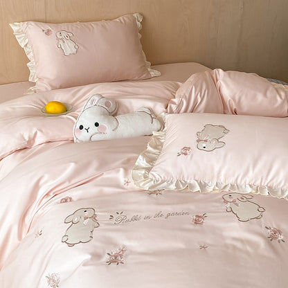 Besticktes Baumwoll-Satin Rüschenset mit Hasenmotiv