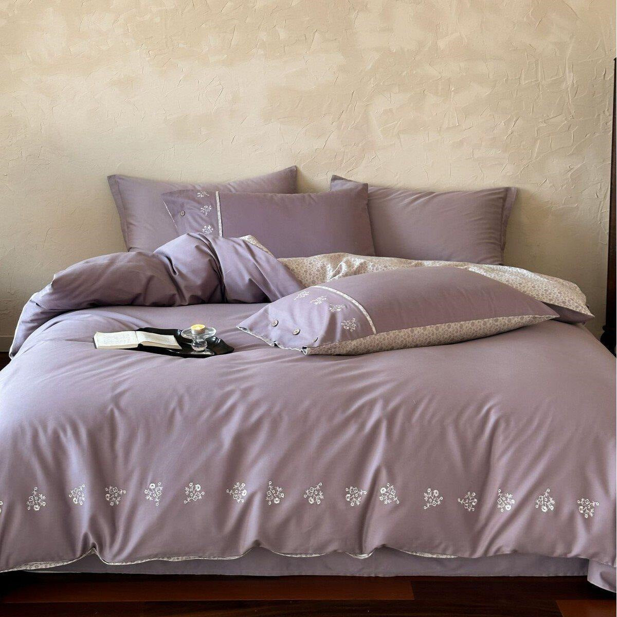 Bettbezug-Set mit feiner Blattstickerei und extraweichem Mako-Satin