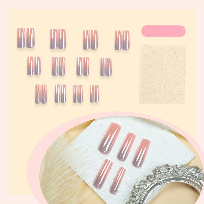 Kunstnagelset mit elegantem Farbverlauf Brehn