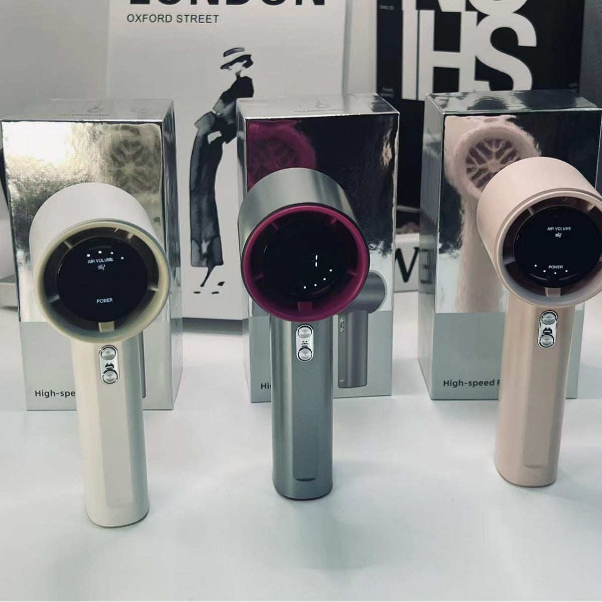 Damen Handlicher USB-Lüfter mit Temperaturanzeige Brehn