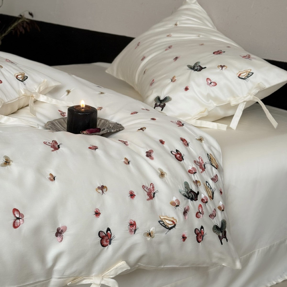 Bestickte Schmetterling Baumwollsatin Bettbezug Set