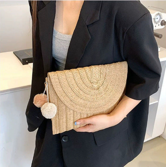 Damen Clutch aus geflochtenem Naturmaterial Brehn