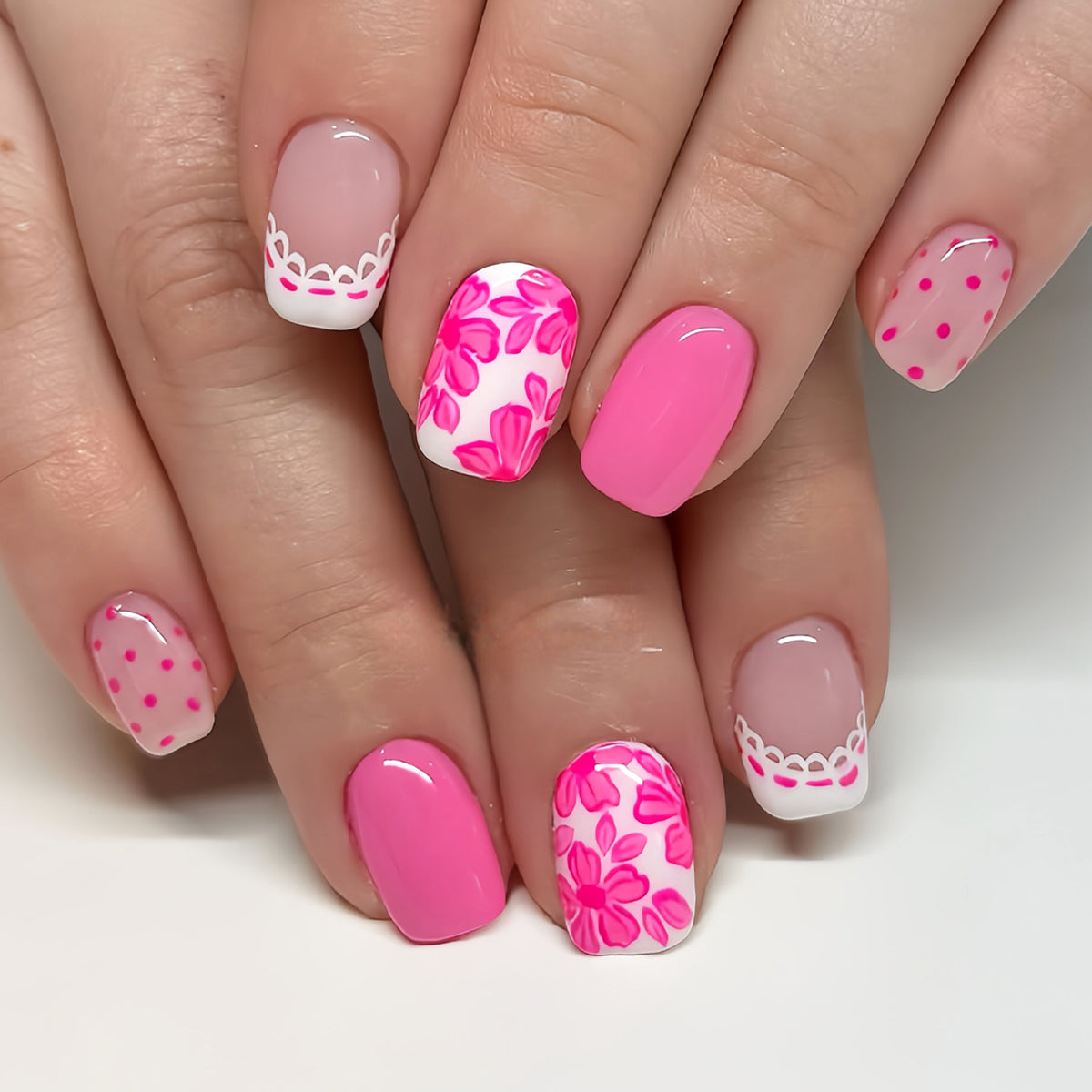 Saisonales thematisiertes Press-On-Nagelkunst-Set Brehn