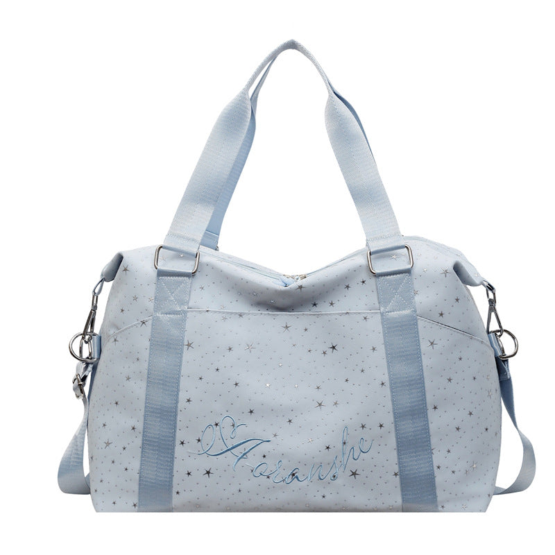 Stylische mit Sternen verzierte Reisetasche