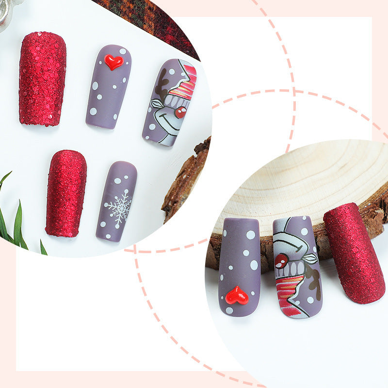 kunstvolles Nagelset mit festlichen Glitzer- und Weihnachtsmotiven Brehn