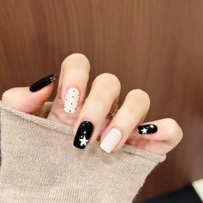 Kreative Nagelkunst Design Kollektion Brehn