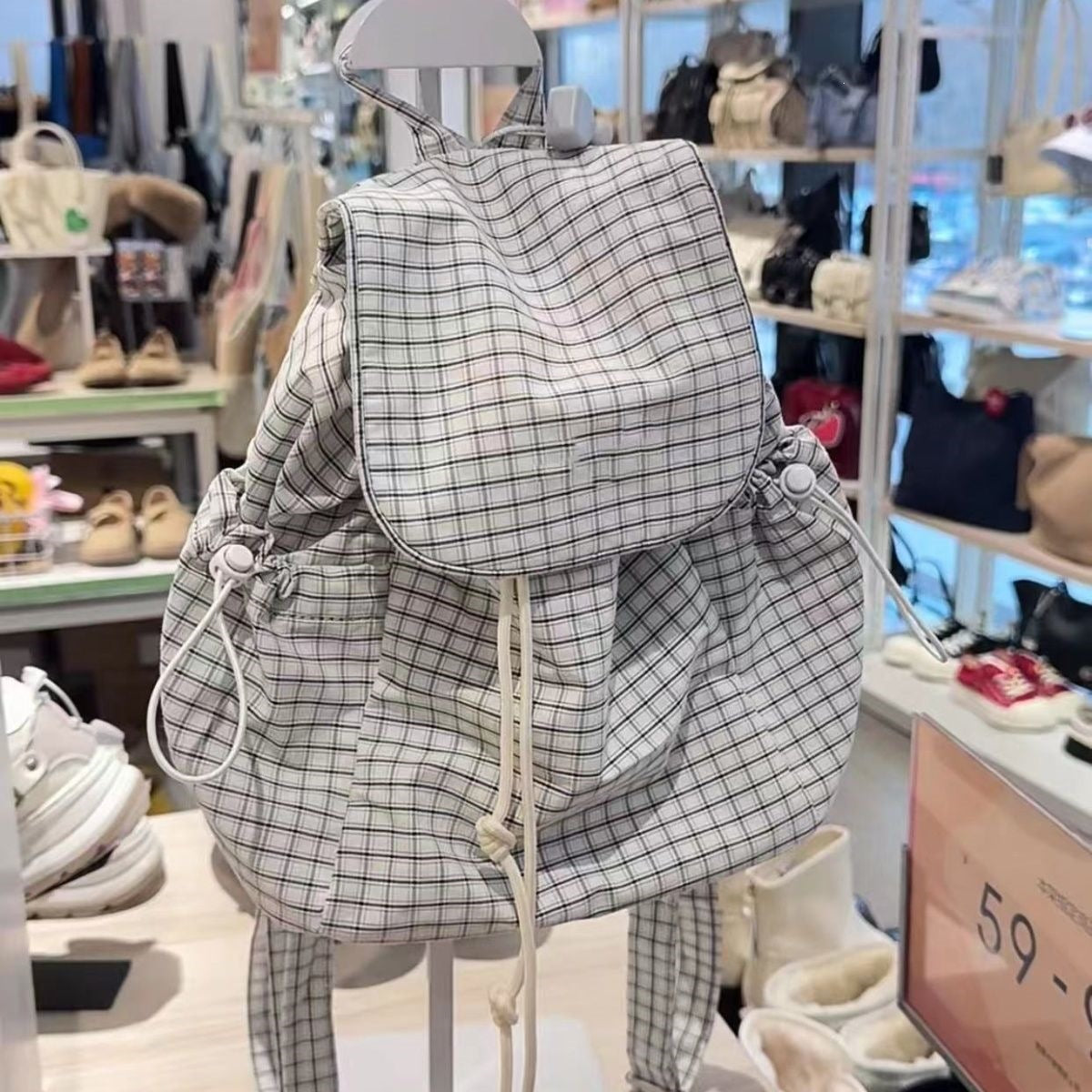 Modischer Rucksack Mit Praktischem Kordelzug Brehn