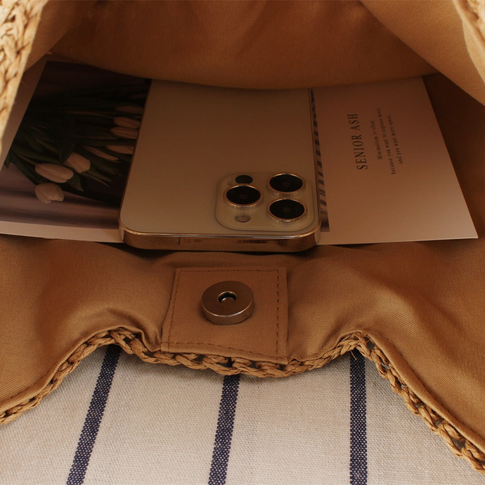 Schultertasche mit Handgeknüpftem Muster und Lederakzenten Brehn