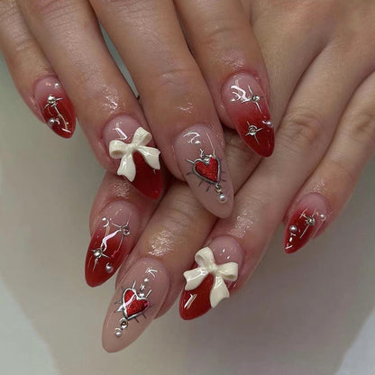 Künstlerische herzthemen Nagelkunstverlängerungen Brehn