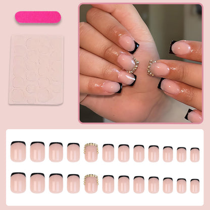 Luxus Kunstnagel Set mit Glitzer und detaillierten Designs Brehn