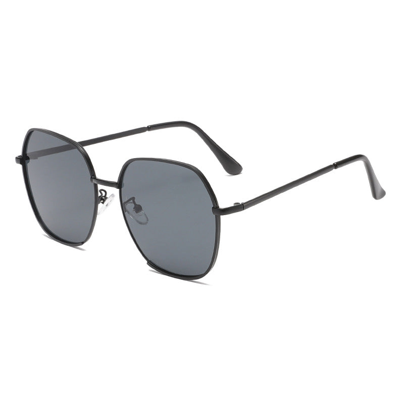 Damen Elegante oversized Sonnenbrille mit hochwertigem Metallrahmen und UV-Schutz Brehn