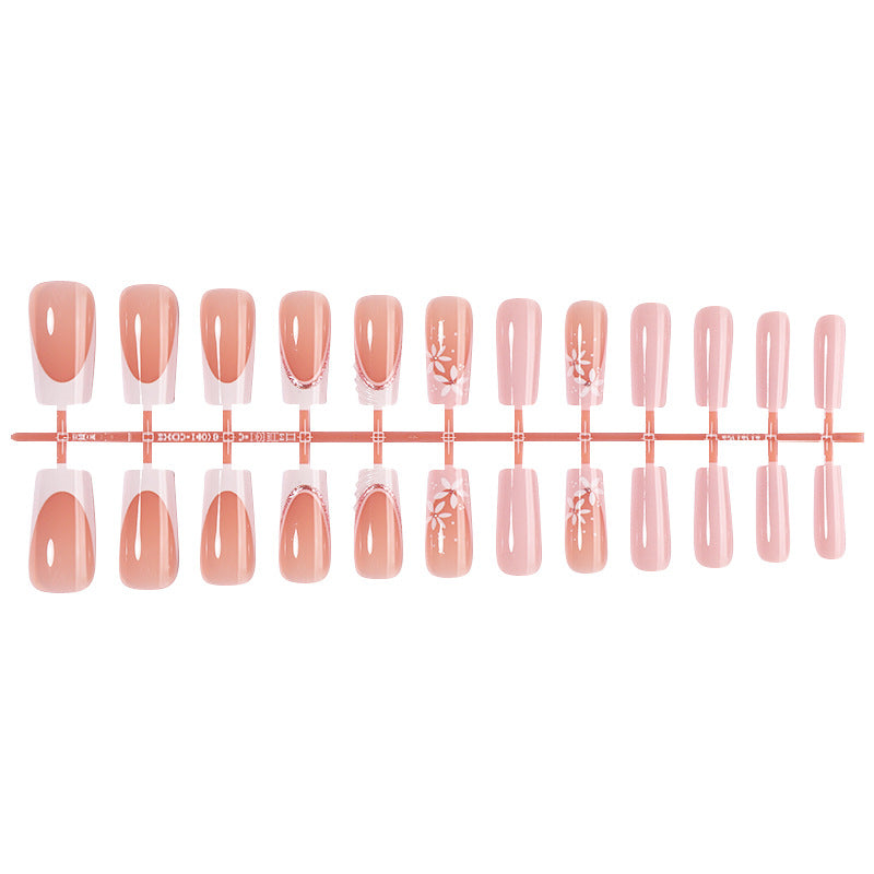 Dekoratives Press-On Nagelkunstset mit floralen Designs Brehn