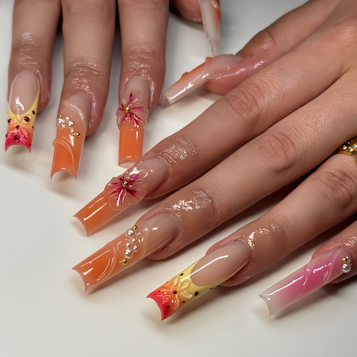 Dekorativer Press-On Nagelset Brehn