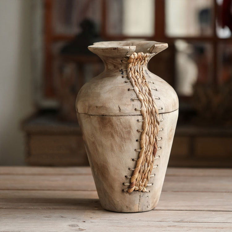 Strukturierte dekorative Keramikvase