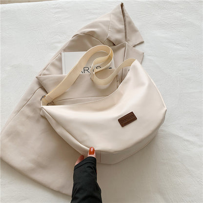 Moderne Hobo-Handtasche