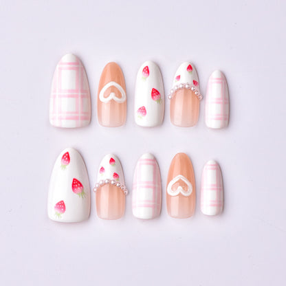 Herz- und Blumenmuster Press-On Nagelkunst Set