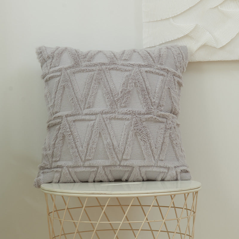 Quadratischer Kissenbezug mit geometrischem Chenille‑Tufting und weichem Baumwollmix Brehn