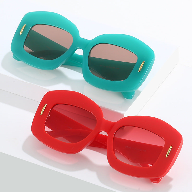 Zeitgenössische Chunky Rahmen Sonnenbrille Brehn