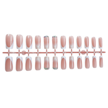 Kunstnagelset mit eleganten Farbverläufen und Glitzerdetails Brehn