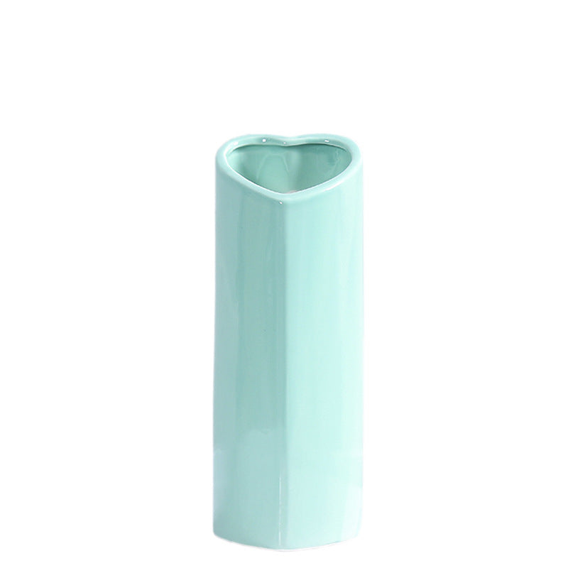 Herzförmige elegante Keramikvase Brehn