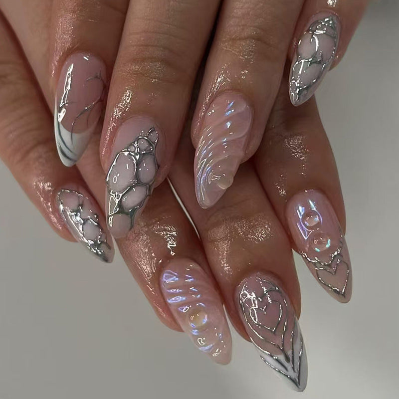 Stilvolle Lange Stiletto Press-On Nägel mit Irisierenden Design Brehn