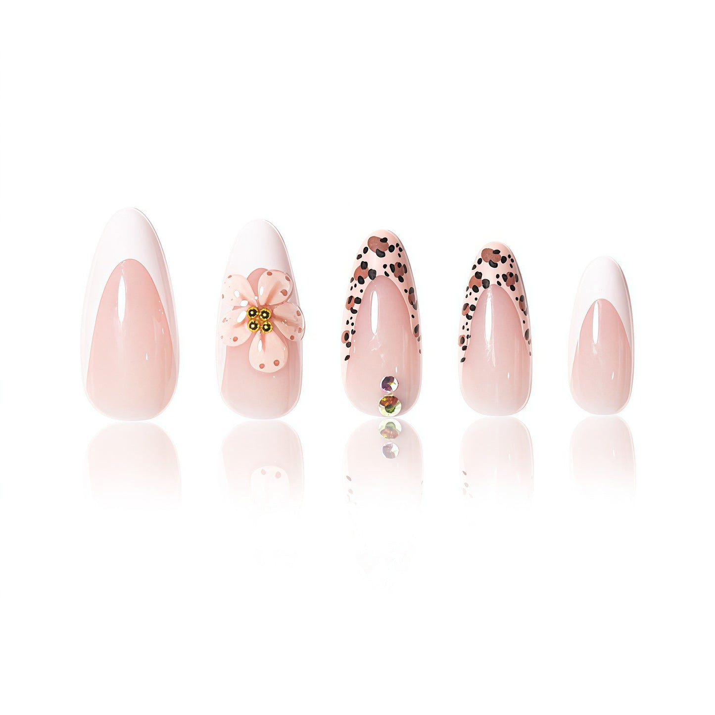 Dekorative Lange Stiletto-Nagelkunst-Verstärkungen Brehn